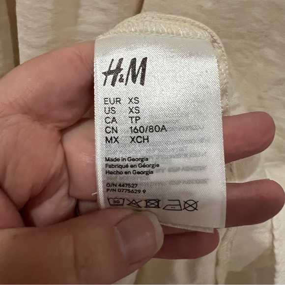 H&M XS Voluminous Cream Off White Long Balloon Sleeve Tiered Midi Dress R - Picture 5 of 6